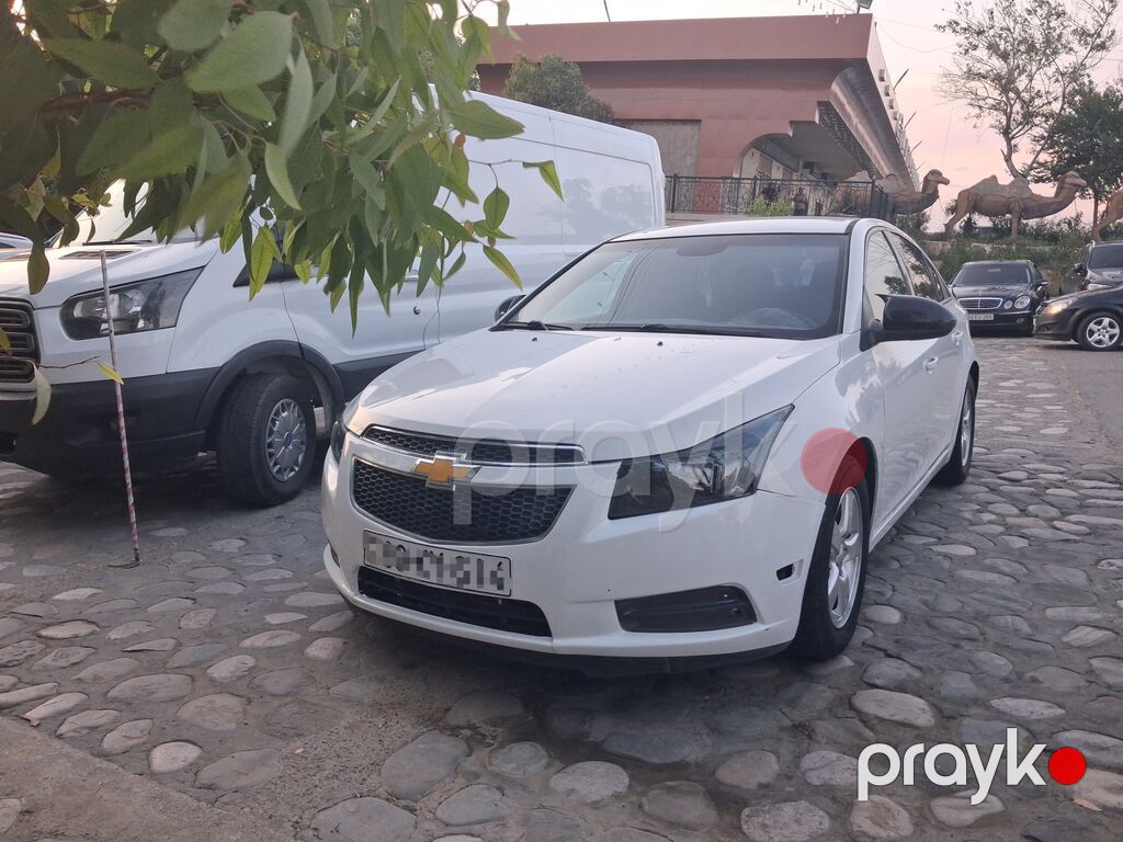 Chevrolet Cruze sedan - Kuzov: ağ rəng, 4 qapılı sedan, arxa — Avto, Bakı (9)
