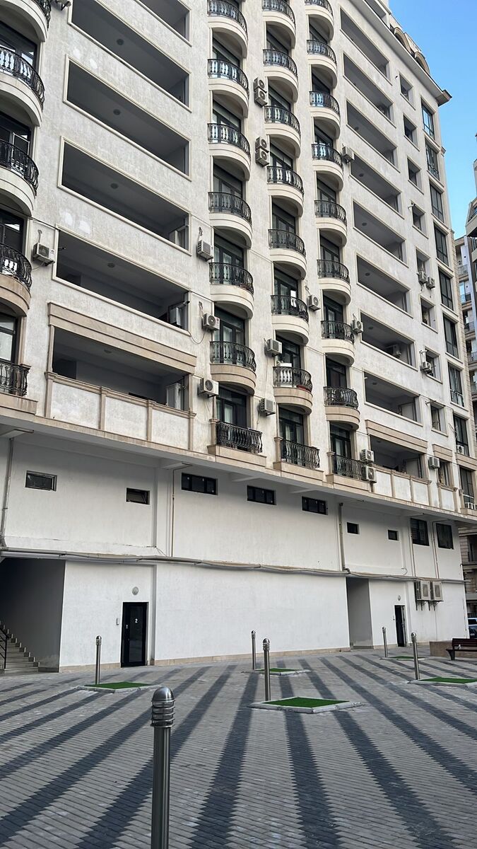 Satılır 3 otaqlı yeni tikili 129 m² — Mənzil, Bakı (2)