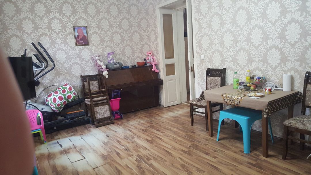 Satılır 2 otaqlı köhnə tikili 70 m² — Mənzil, Bakı (10)