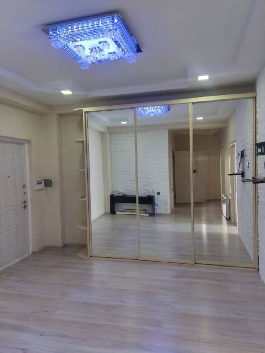 İcarəyə verilir 4 otaqlı yeni tikili 140 m² — Mənzil, Bakı (6)