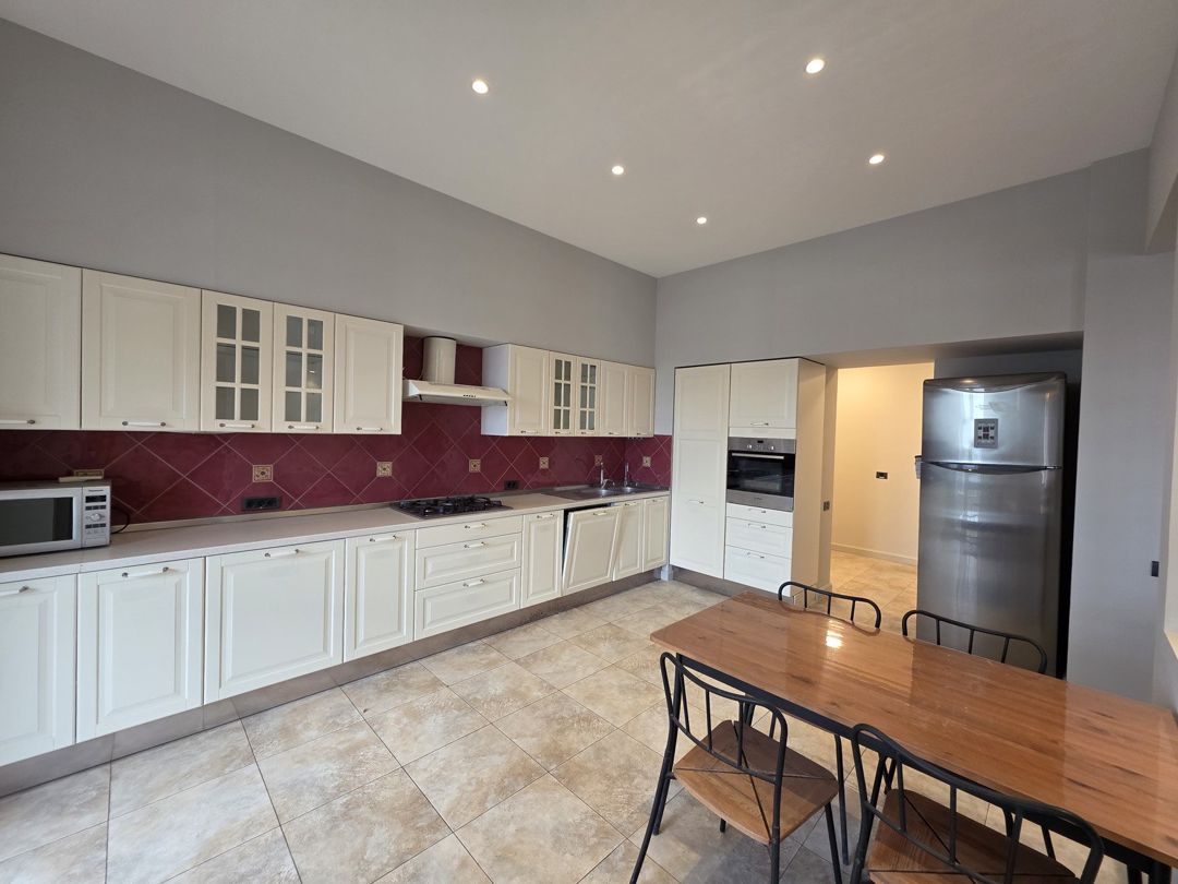 Satılır 4 otaqlı yeni tikili 250 m² — Mənzil, Bakı (6)