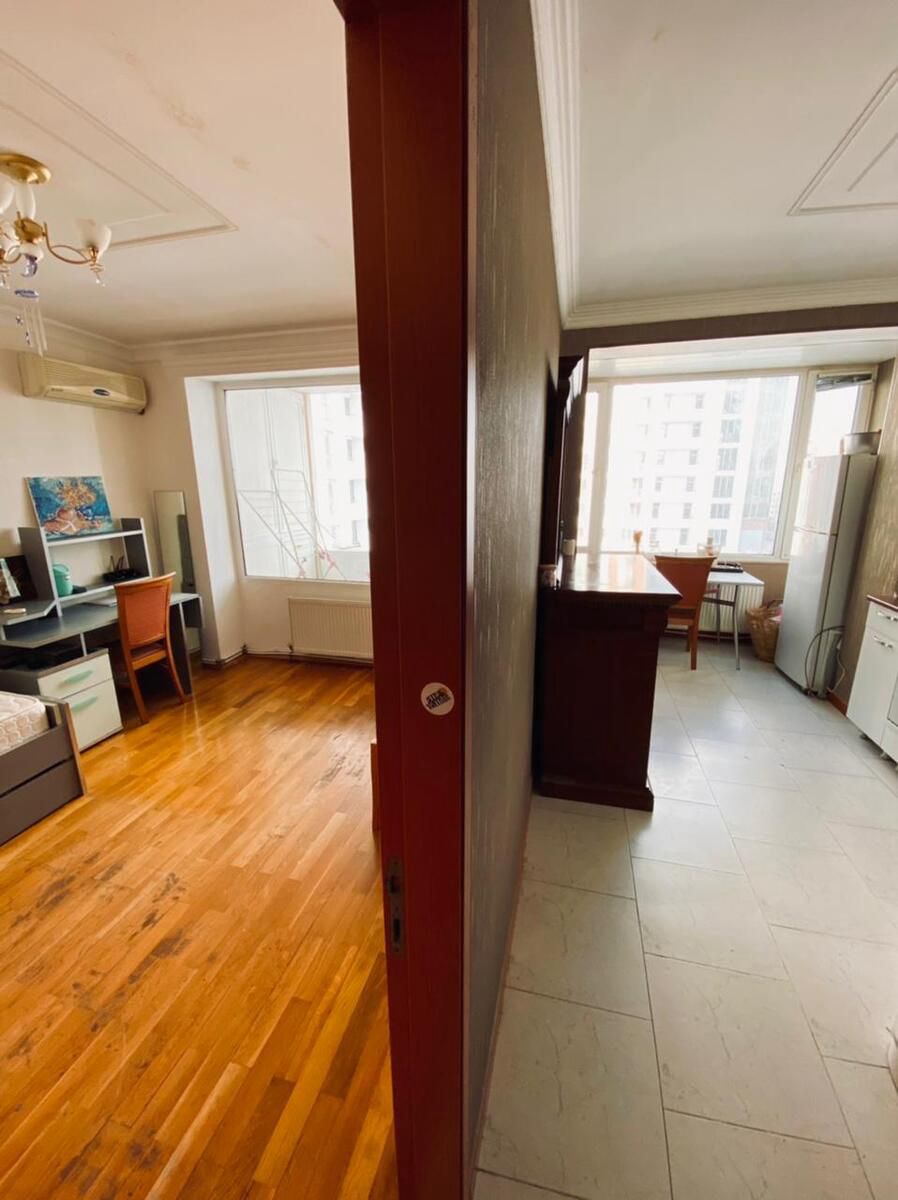 İcarəyə verilir 2 otaqlı köhnə tikili 60 m² — Mənzil, Bakı (9)