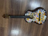 Klassik akustik gitara – sunburst (bal rəngi-qarmaqarışıq) korpus — Mallar