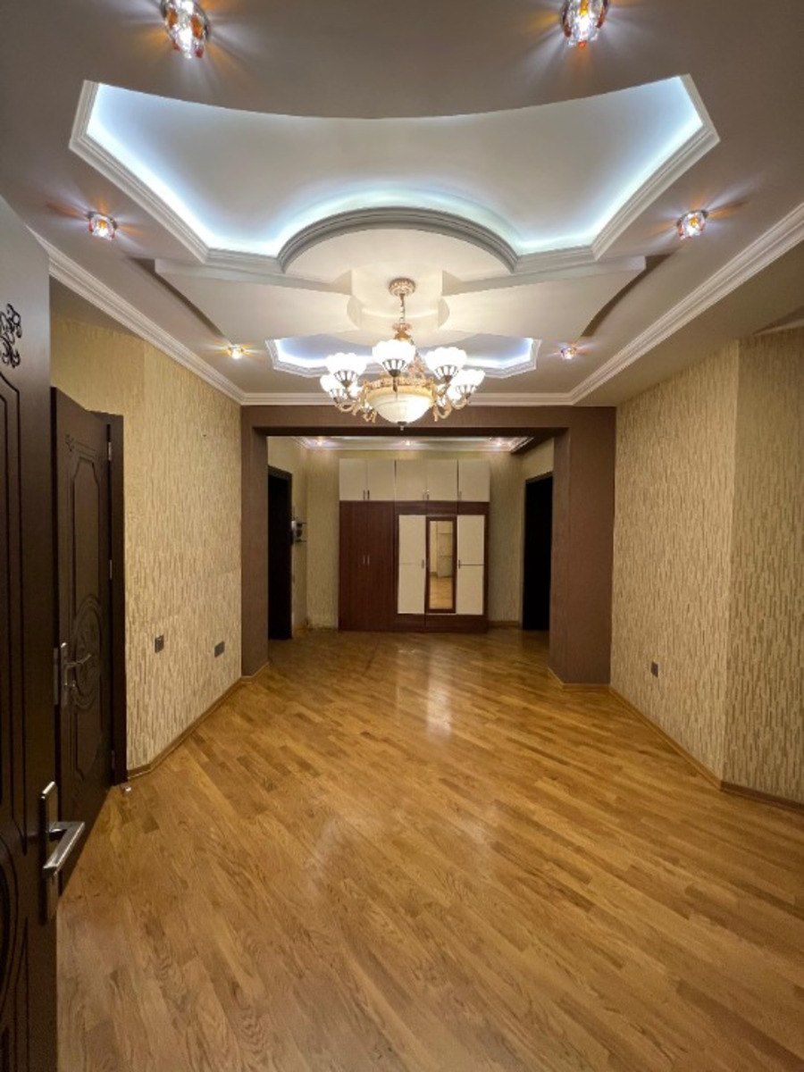 Satılır 4 otaqlı yeni tikili 165 m² — Mənzil, Bakı (2)