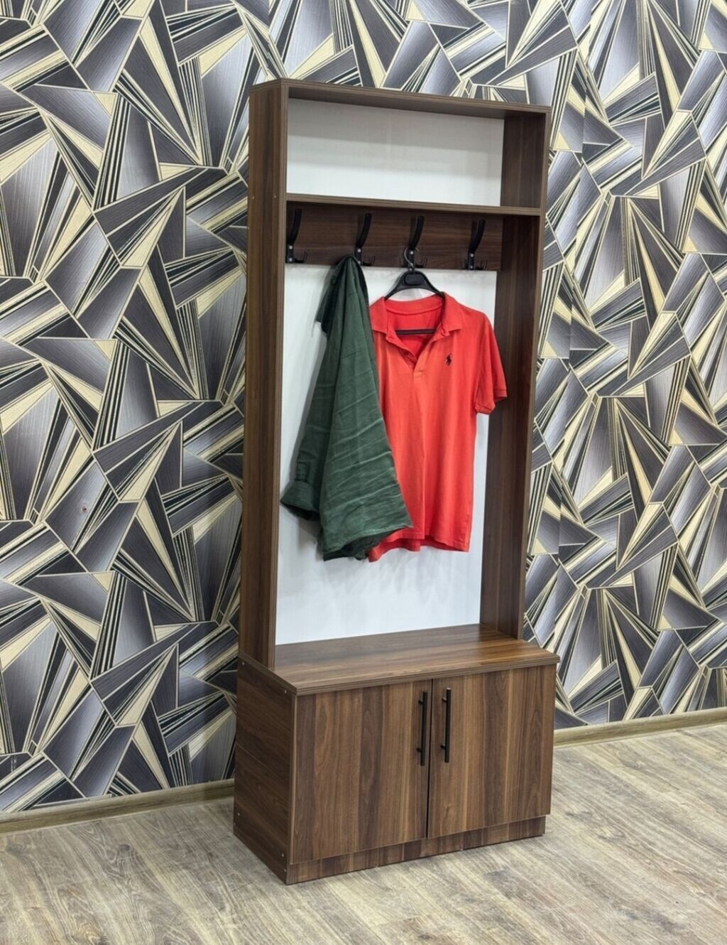Dəhliz üçün asılqanlı dolab - Material: Laminat/LDSP (ağ iç panel — Mallar, Güzdək