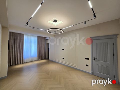 Satılır 3 otaqlı yeni tikili 83.7 m²