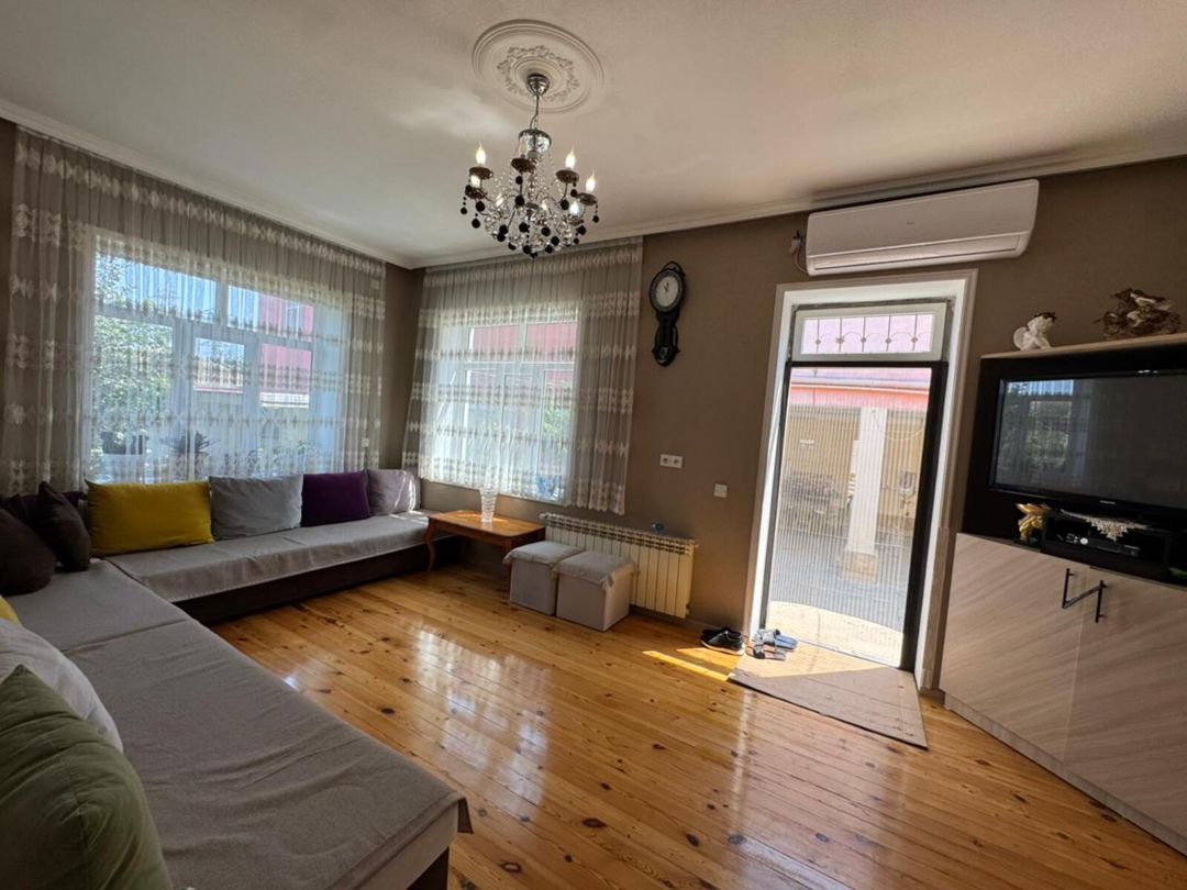 Satılır 4 otaqlı həyət evi/bağ evi 180 m² — Ev, villa, Bakı (2)