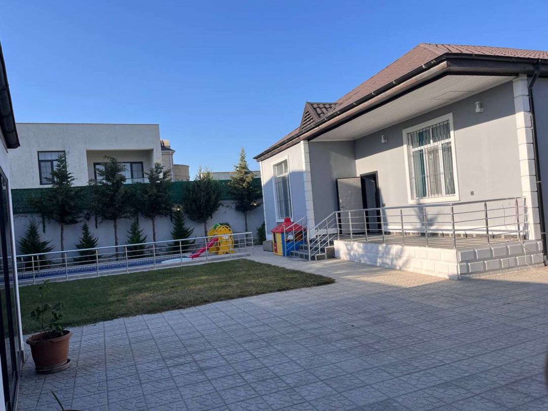 Satılır 3 otaqlı həyət evi/bağ evi 140 m² — Ev, villa, Bakı (2)