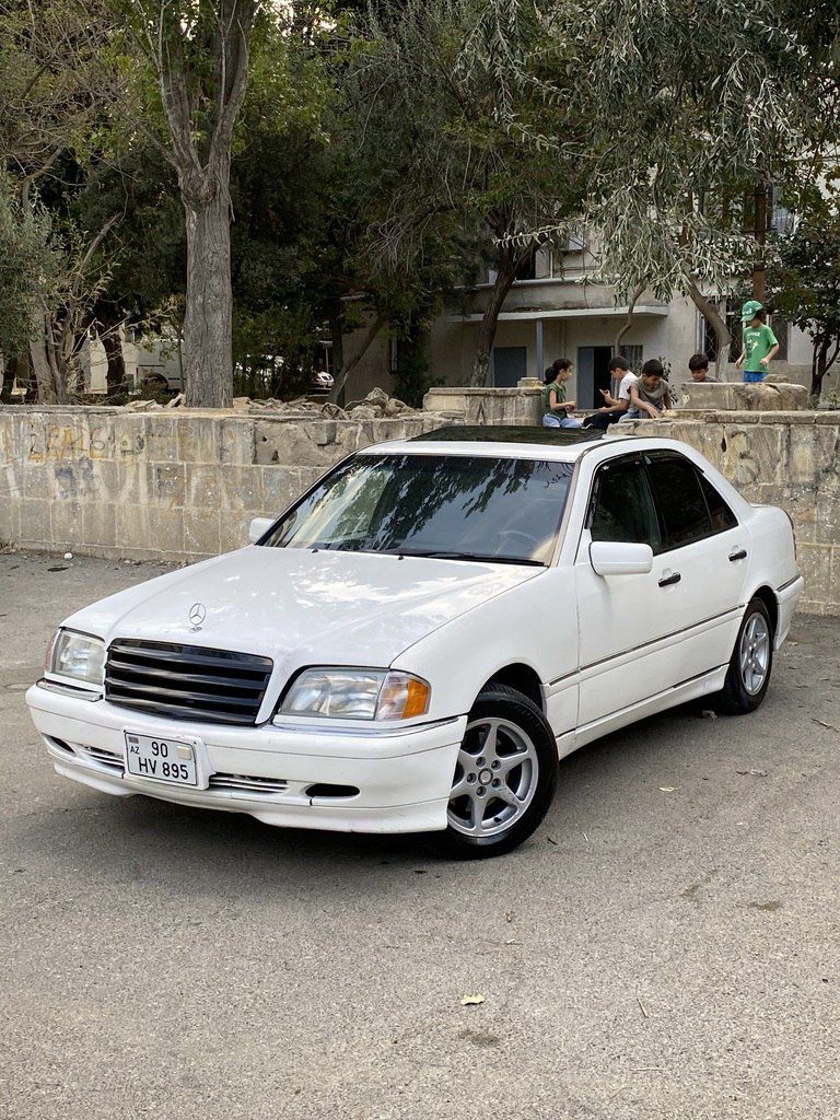 Mercedes C 230, 2.3 L, 1997 il, 345 222 km — Avtomobillər, Bakı