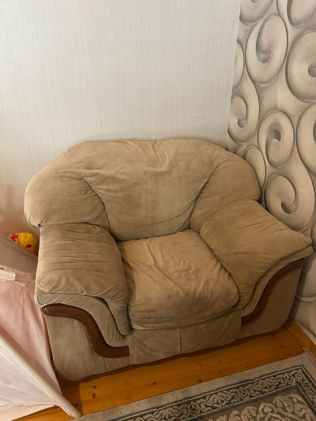 Mebel dəsti 1) Yumşaq mebel - Rəng: bej - Material: yumşaq məxməri — Mebel, Masazır