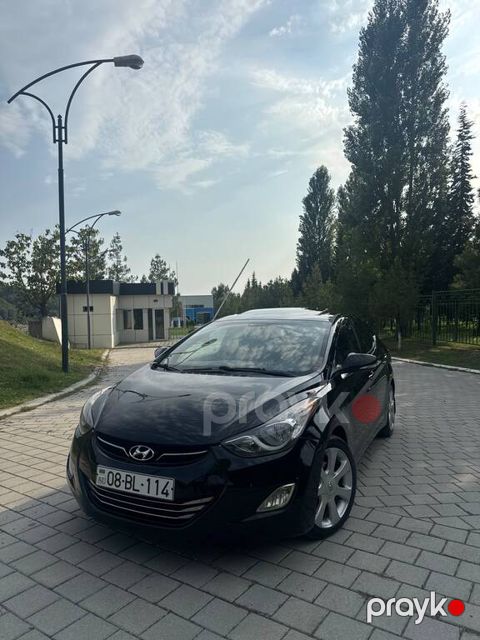 Hyundai Elantra, 1.8 L, 2013 il, 223 699 km