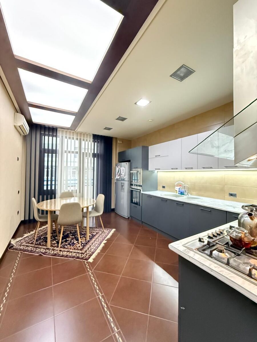 Satılır 4 otaqlı yeni tikili 240 m² — Mənzil, Bakı (12)