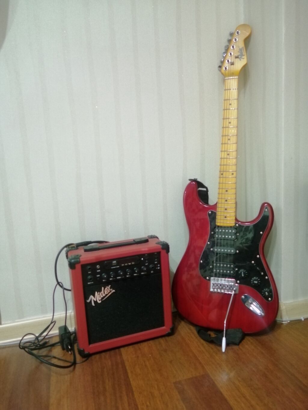 Elektron gitara, 6 sim, İşlənmiş — Mallar, Sumqayıt (2)