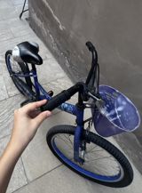 Uşqalar üçün velodioed -ayaq ile tormuz -goy reng — Детские велосипеды