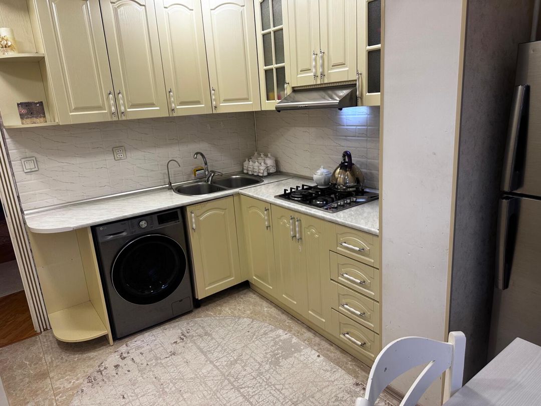 Satılır 4 otaqlı köhnə tikili 110 m² — Mənzil, Bakı (9)