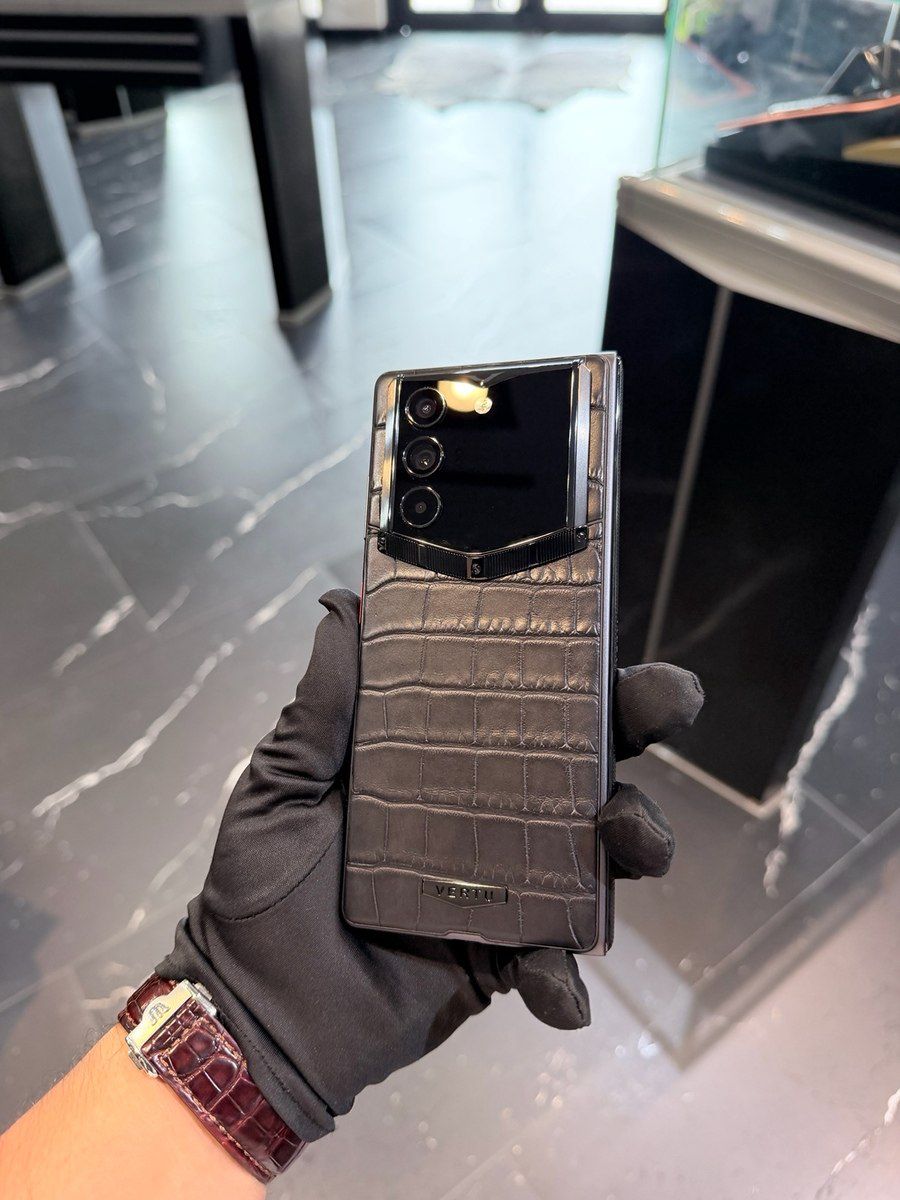 Vertu Alpha Fold Black Alligator 1 TB 2026 — Smartfonlar, Bakı (7)