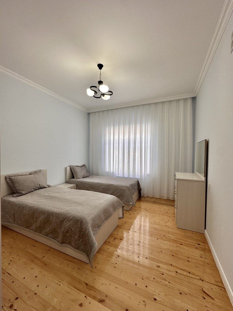 Satılır 4 otaqlı həyət evi/bağ evi 160 m² — Ev, villa, Bakı (10)