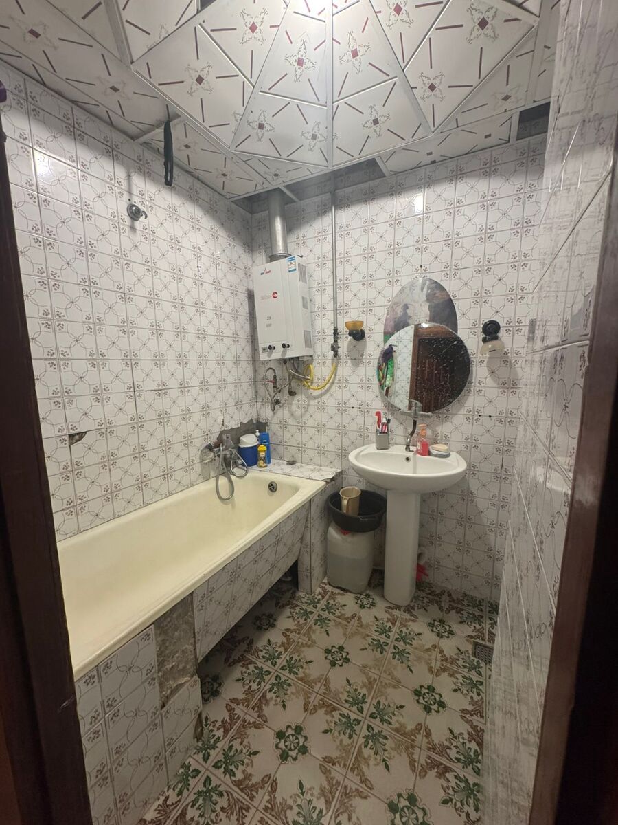 Satılır 4 otaqlı köhnə tikili 100 m² — Mənzil, Bakı (6)