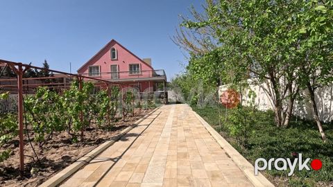 Satılır 6 otaqlı həyət evi/bağ evi 200 m²