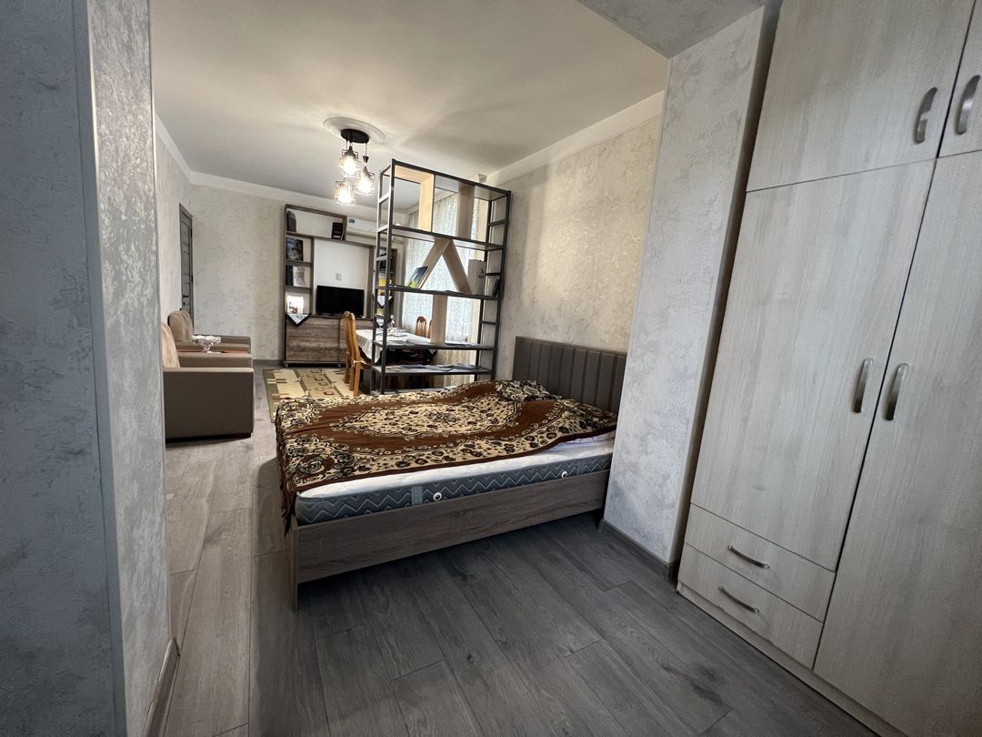 Satılır 1 otaqlı köhnə tikili 45 m² — Mənzil, Bakı (7)