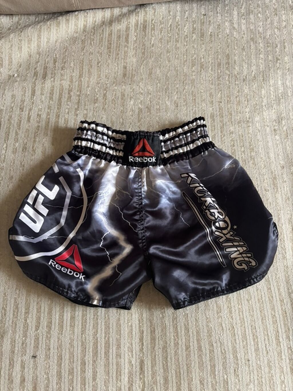Məhsul: Reebok UFC Kickboxing şortu - Model: Reebok brendli UFC — Şortlar, Bakı