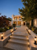 Satılır 6 otaqlı həyət evi/bağ evi 270 m² — Дом, вилла