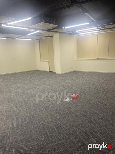 İcarəyə verilir 4 otaqlı ofis 200 m²