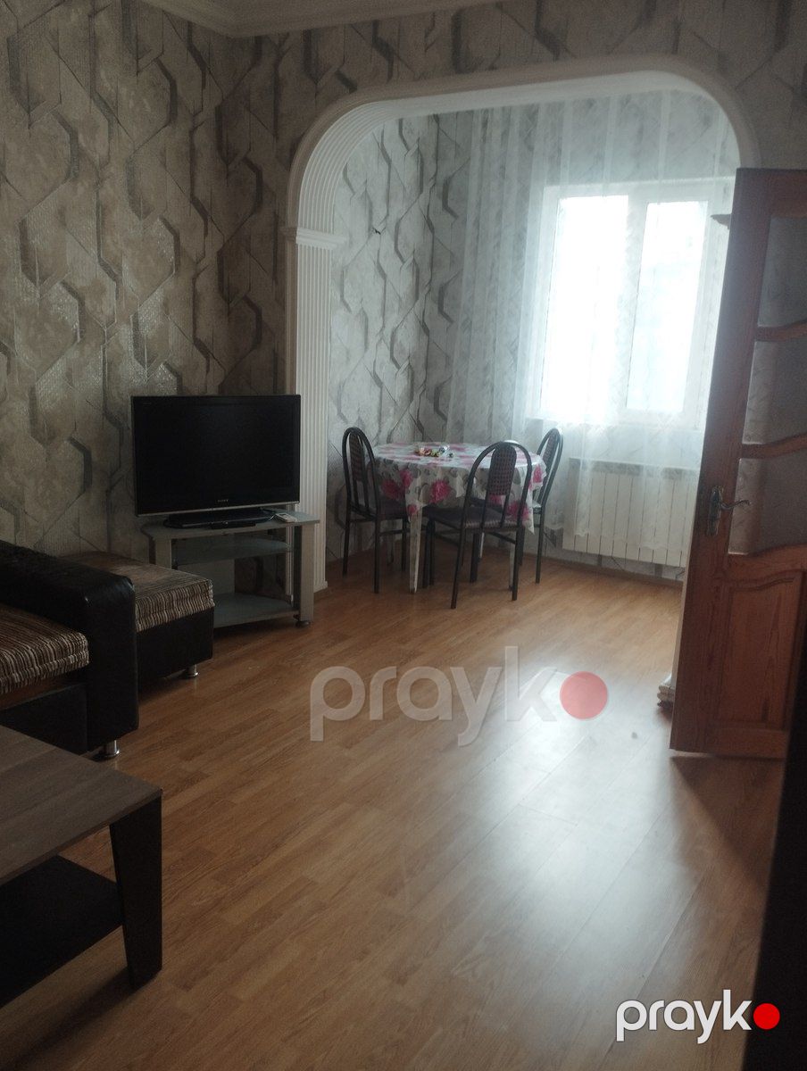 İcarəyə verilir 2 otaqlı köhnə tikili 51 m² — Mənzil, Bakı (2)