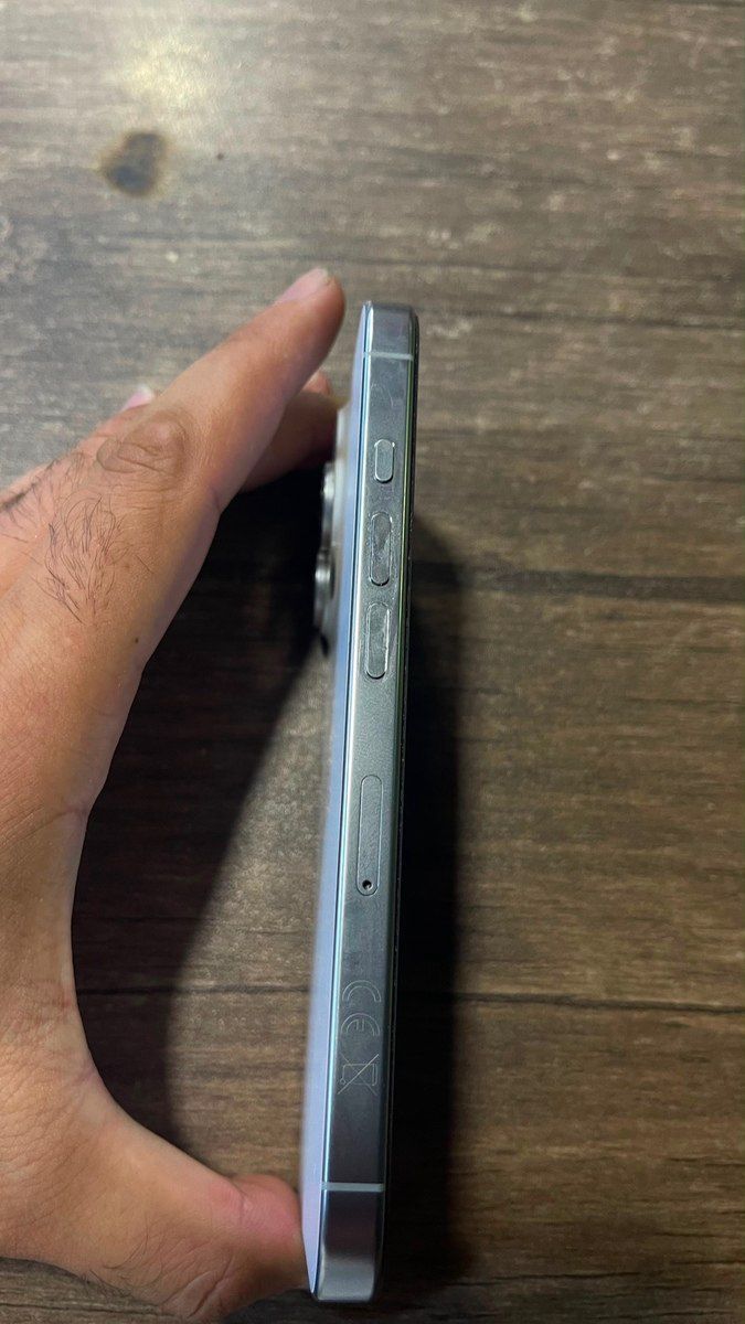 Apple iPhone 16 Pro White Titanium 256GB/8GB — Smartfonlar, Bakı (3)