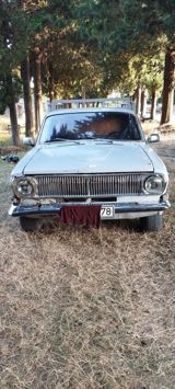 GAZ 24, 1985 il — Автомобили