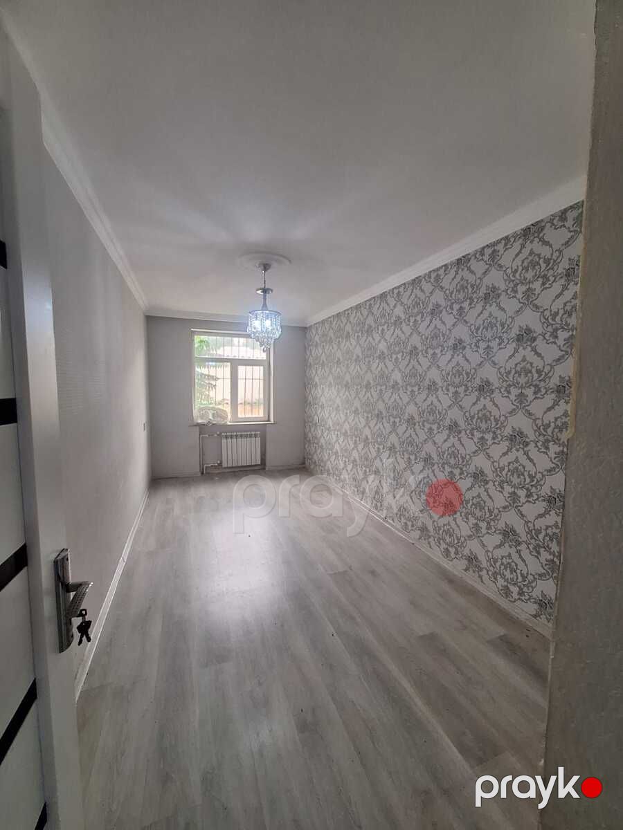 Satılır 2 otaqlı köhnə tikili 50 m² — Mənzil, Bakı (2)