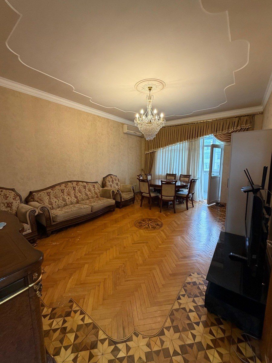Satılır 3 otaqlı yeni tikili 110 m² — Mənzil, Bakı