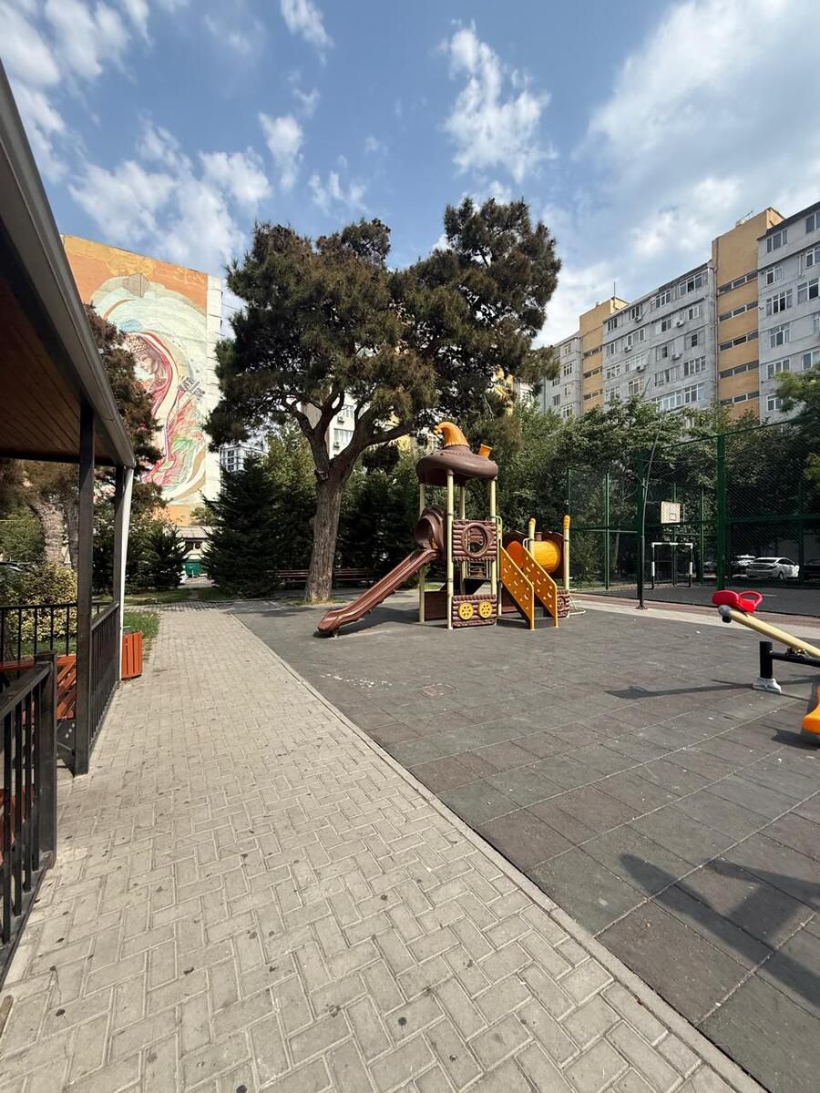 Satılır 2 otaqlı köhnə tikili 67 m² — Mənzil, Bakı (4)