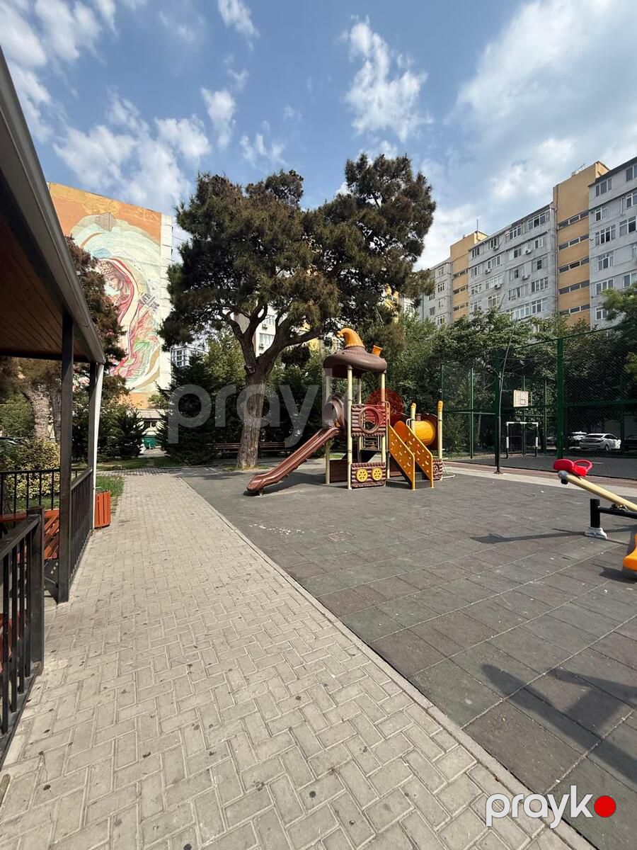 Satılır 2 otaqlı köhnə tikili 67 m² — Mənzil, Bakı (4)