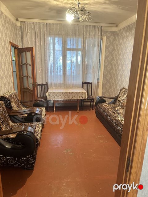 İcarəyə verilir 2 otaqlı köhnə tikili 50 m²