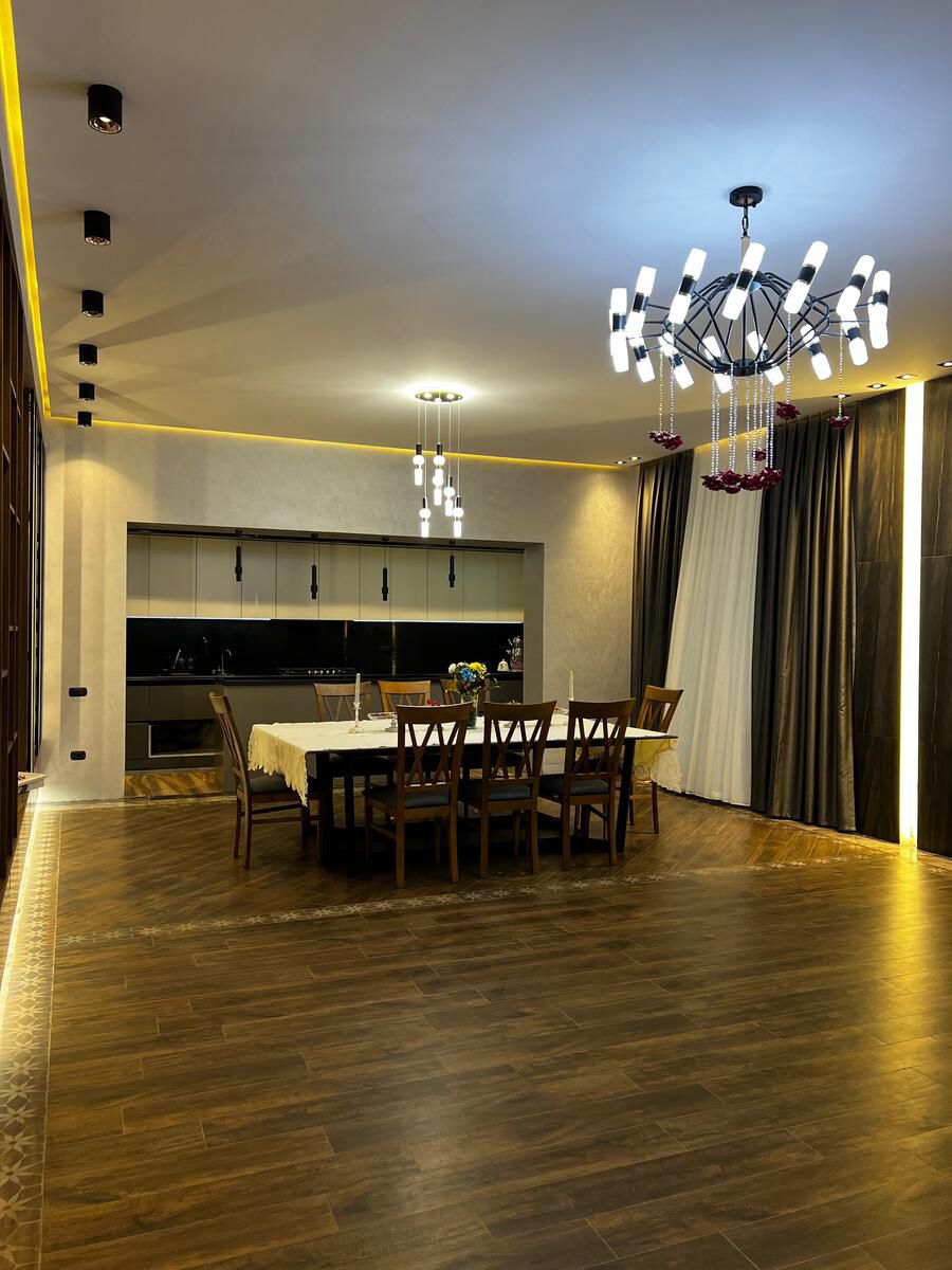 Satılır 6 otaqlı həyət evi/bağ evi 800 m² — Ev, villa, Bakı (9)
