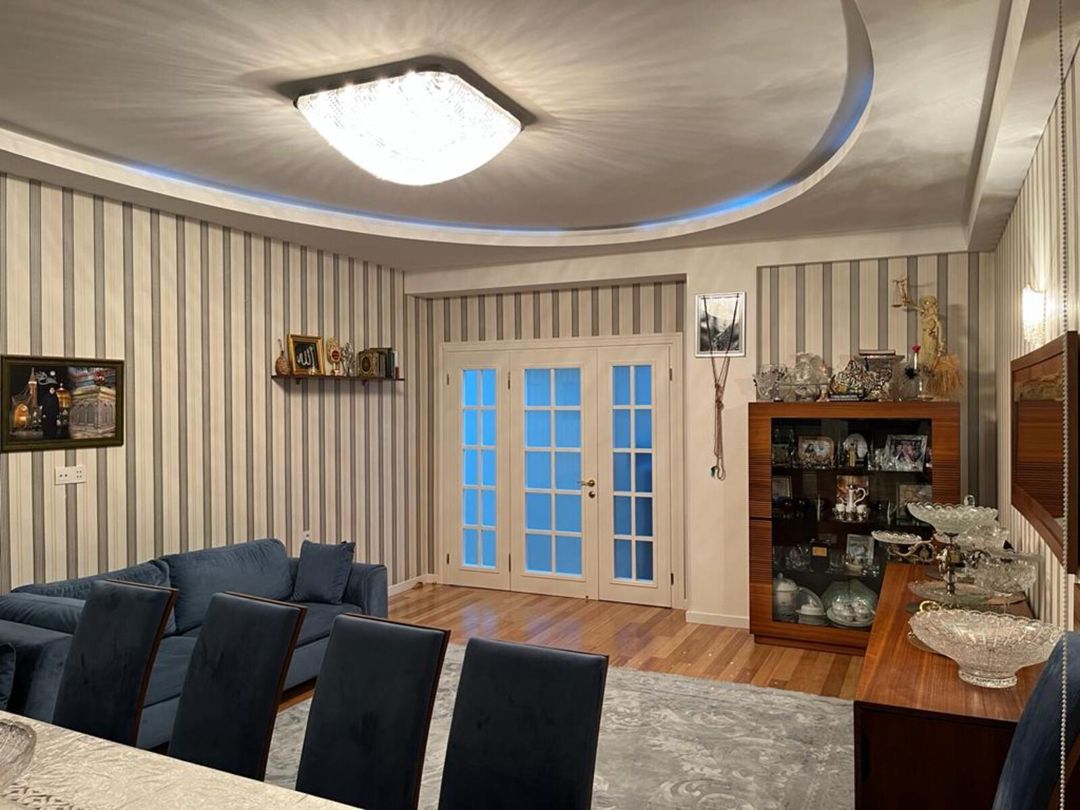 İcarəyə verilir 3 otaqlı yeni tikili 110 m² — Mənzil, Bakı (9)