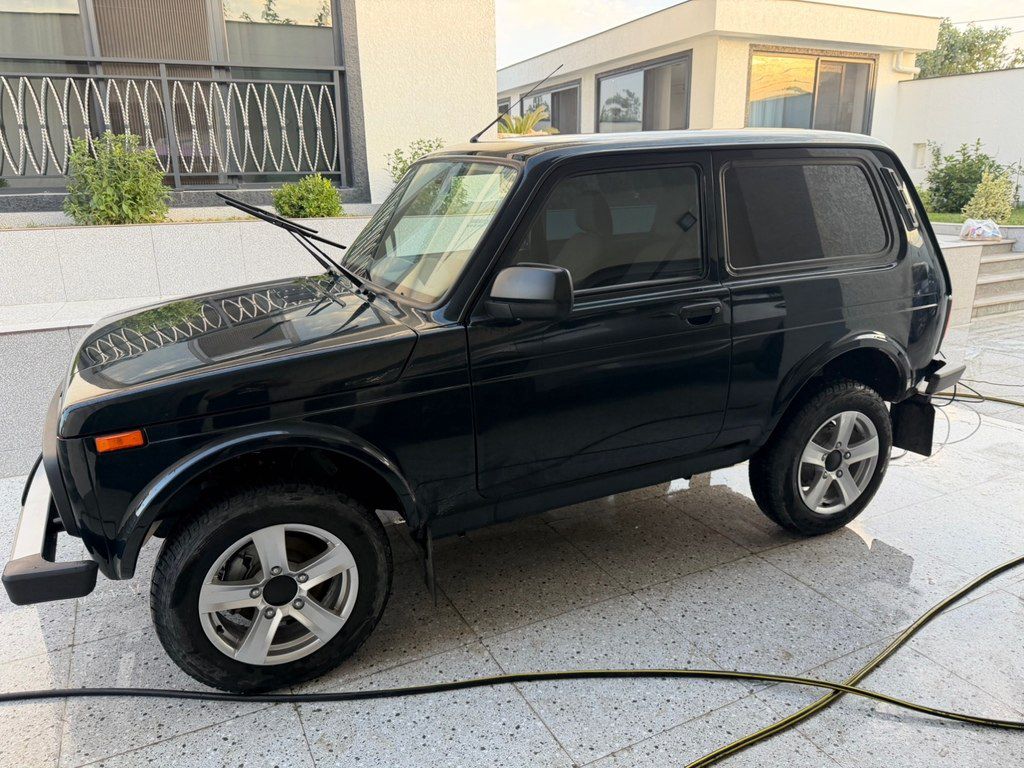 LADA (VAZ) Niva, 1.7 L, 2024 il, 24 500 km — Avtomobillər, Bakı (5)