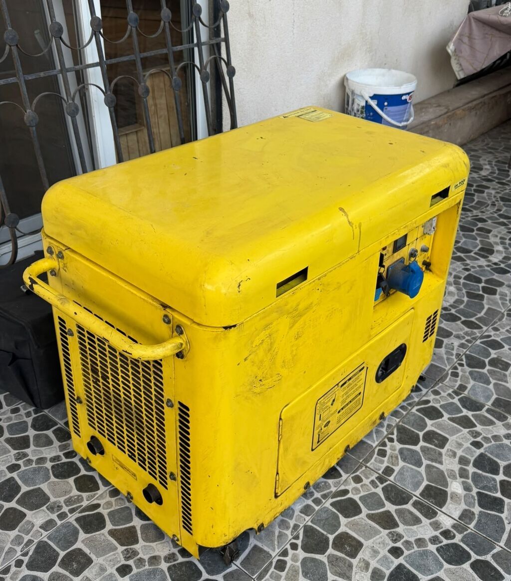 Dizel generator satılır. - Güc: 7.5–8.5 kVt - Tezlik: 50 Hz - — Generatorlar, Bakı