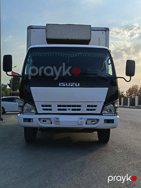 Isuzu NPR 66 L, 4.3 L, 2008 il, 255 000 km