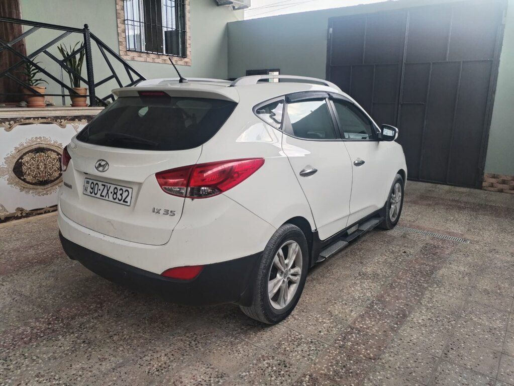 Hyundai ix35, 2.0 L, 2011 il, 310 000 km — Avtomobillər, Bakı (7)
