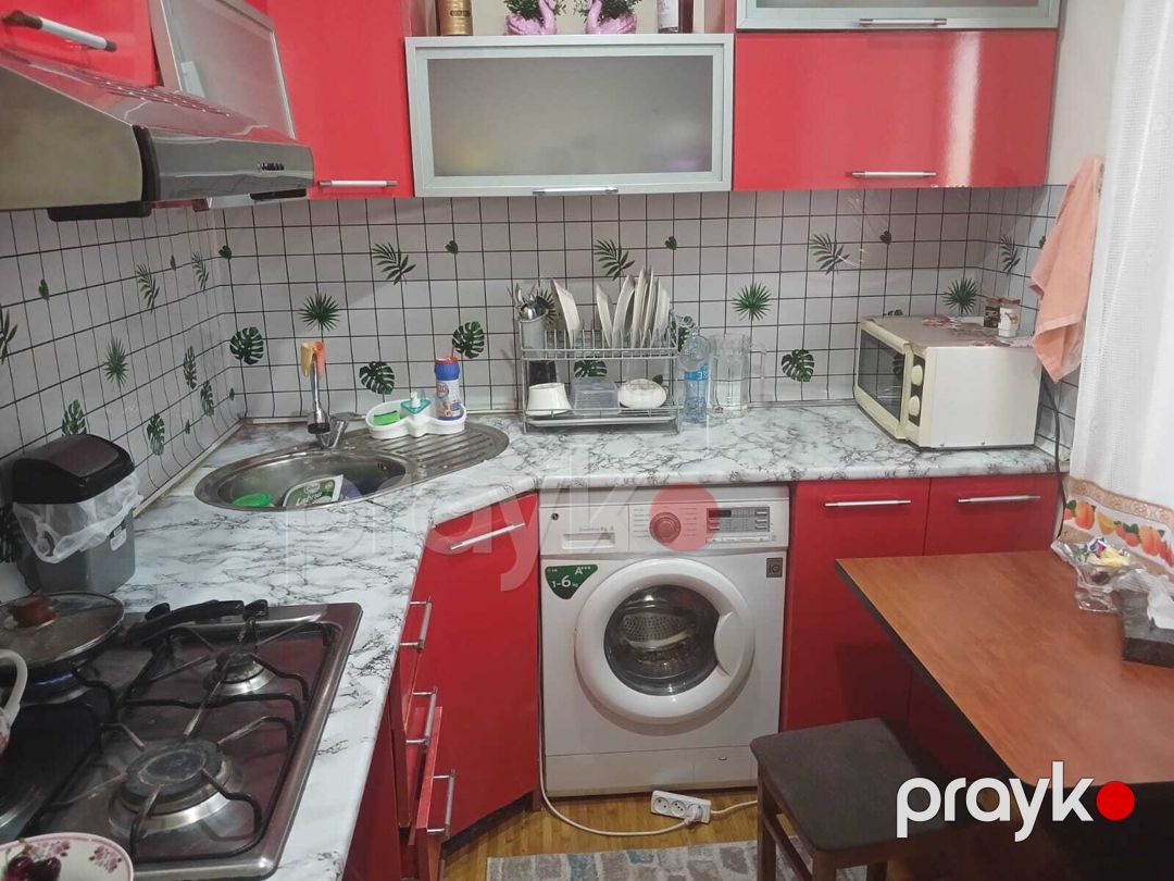 Satılır 2 otaqlı köhnə tikili 52 m² — Mənzil, Bakı (8)
