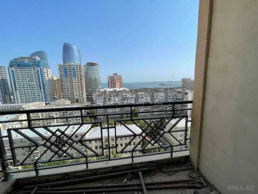 Satılır 4 otaqlı yeni tikili 249 m² — Mənzil, Bakı (4)