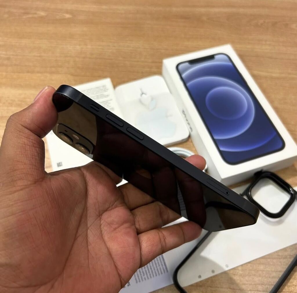 IPhone 12, 128 GB, Qara, Zəmanət, Simsiz şarj, Face ID — Apple iPhone, Digah (2)