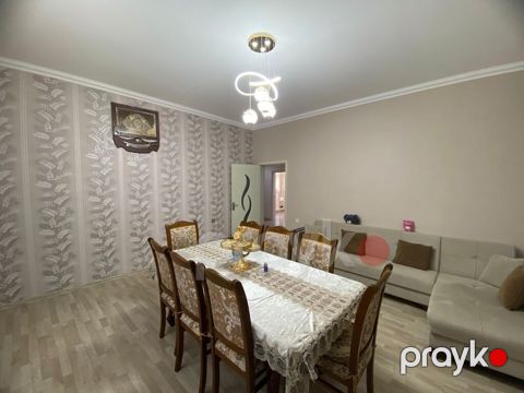 Salam. tecili heyet evi satilir.6 sotda insa edilmis ev 120kv dir