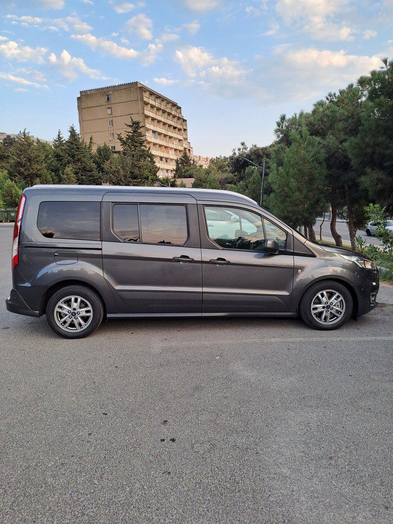 Ford Tourneo Connect, 1.5 L, 2018 il, 238 000 km — Avtomobillər, Bakı (4)