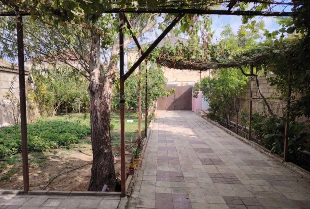 Satılır 4 otaqlı həyət evi/bağ evi 120 m² — Ev, villa, Bakı (2)