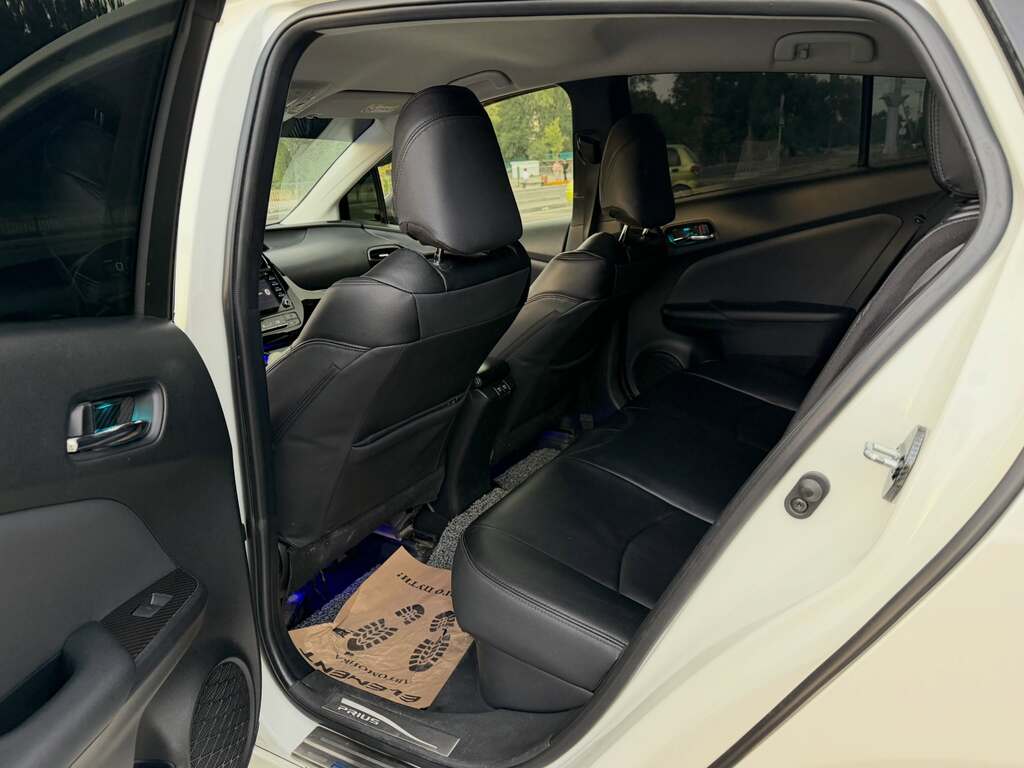 Toyota Prius Prime, 1.8 L, 8.8 kWh, 2018 il, 98 000 km — Avtomobillər, Quba (8)