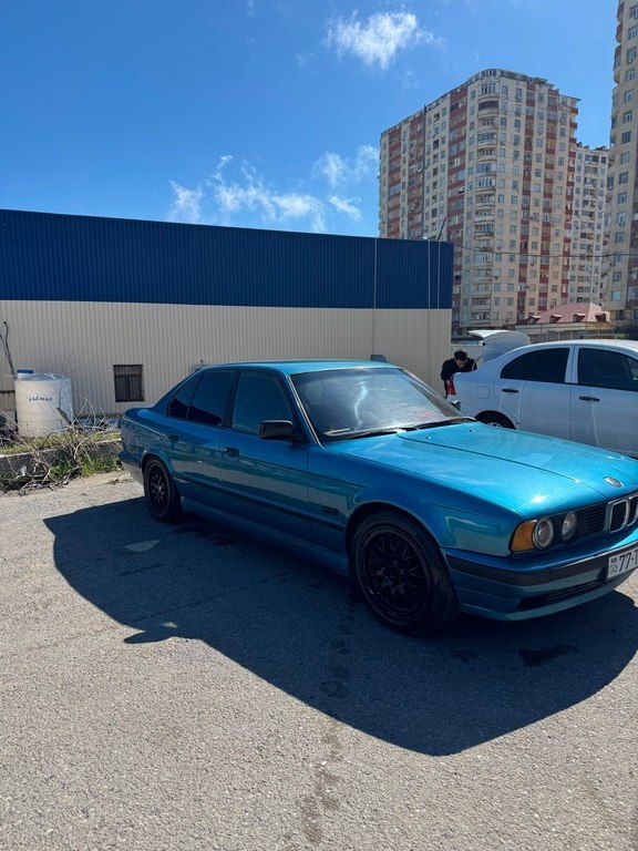 BMW 520, 2.0 L, 1994 il, 529 999 km — Avtomobillər, Bakı (2)
