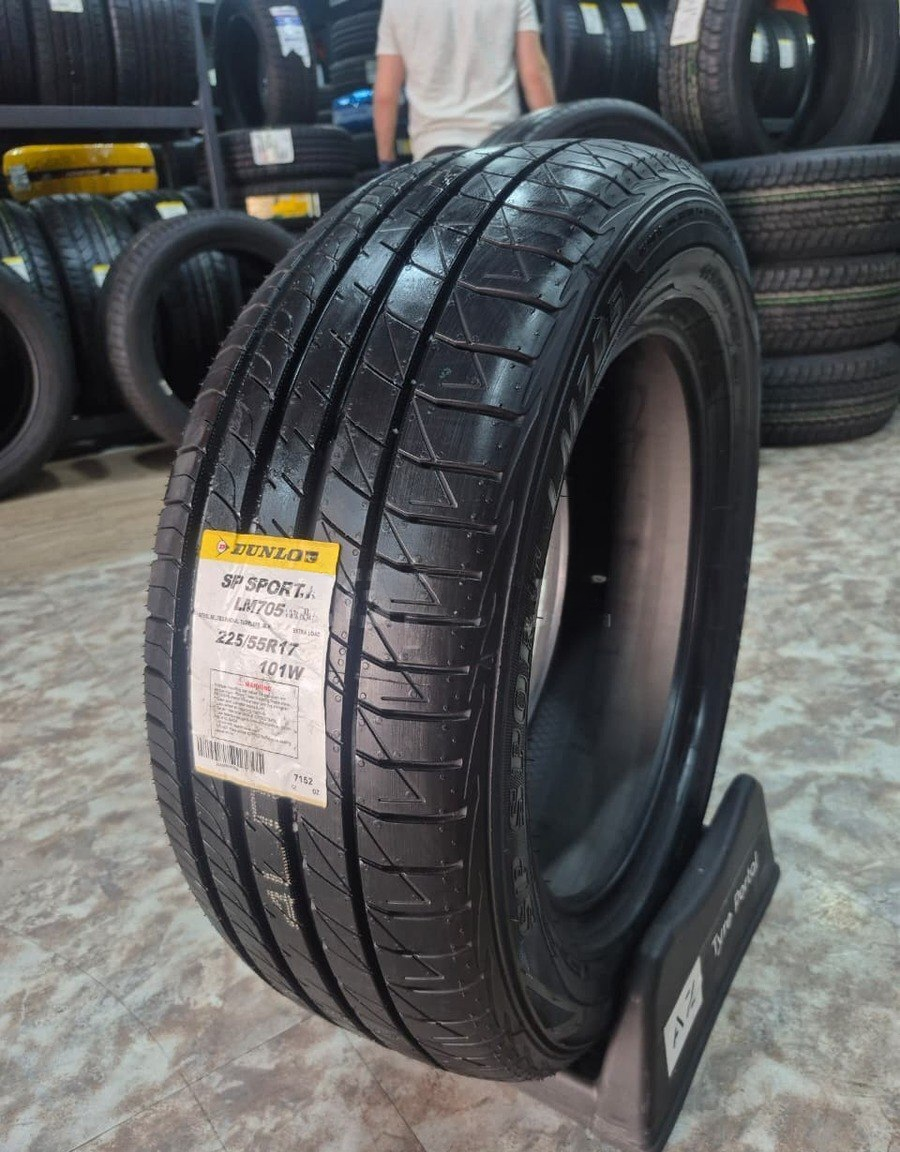 Dunlop SP Sport LM705 225/55 R17 Şini — Cars